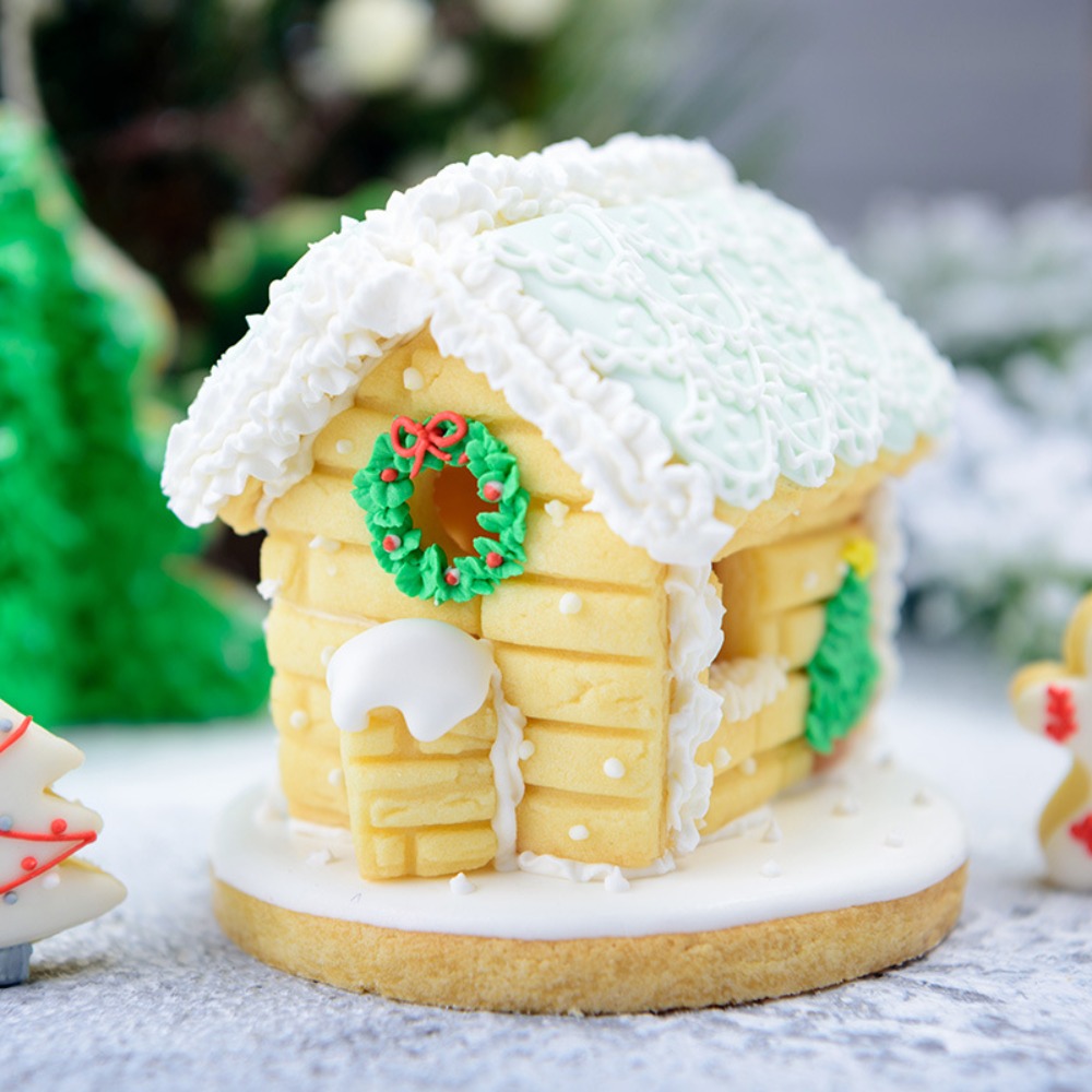 6個入りミニクリスマスジンジャーブレッドハウス型抜きセット  - Home Fragrance Gingerbread のレビューと価格