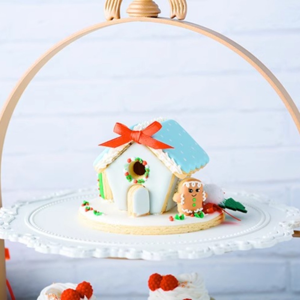 6個入りミニクリスマスジンジャーブレッドハウス型抜きセット  - Home Fragrance Gingerbread のレビューと価格