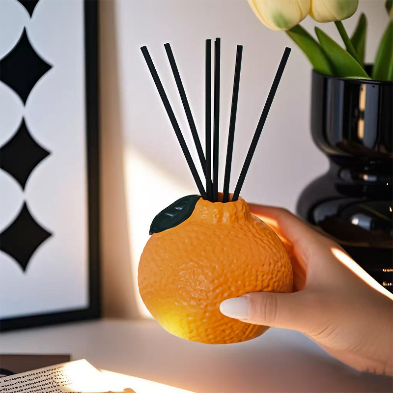 クリエイティブなシミュレーションオレンジアロマセラピーボトル - Home Fragrance Luxury のレビューと価格