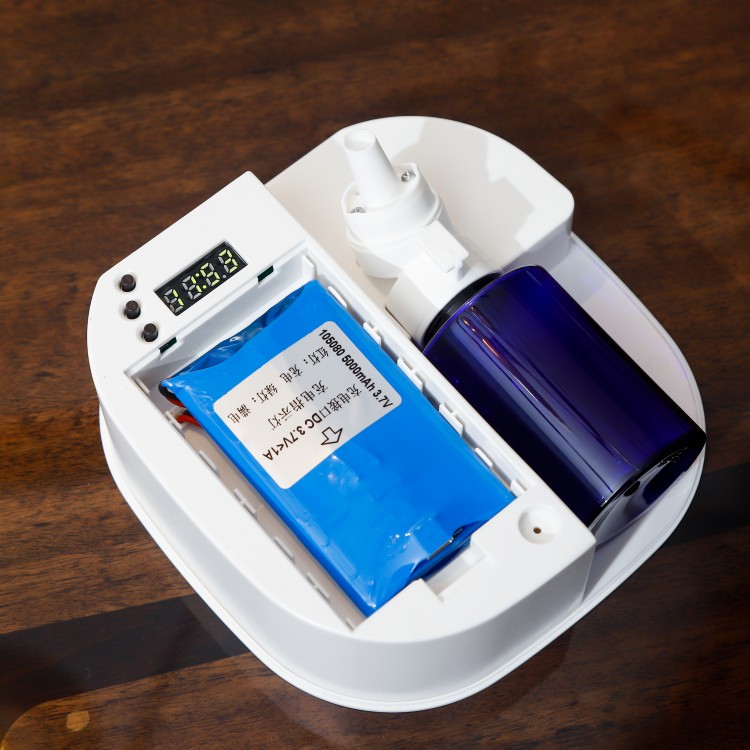 ホテルの香りを再現した100ml壁掛け式高級エアフレッシュナ - Home Fragrance Luxury のレビューと価格