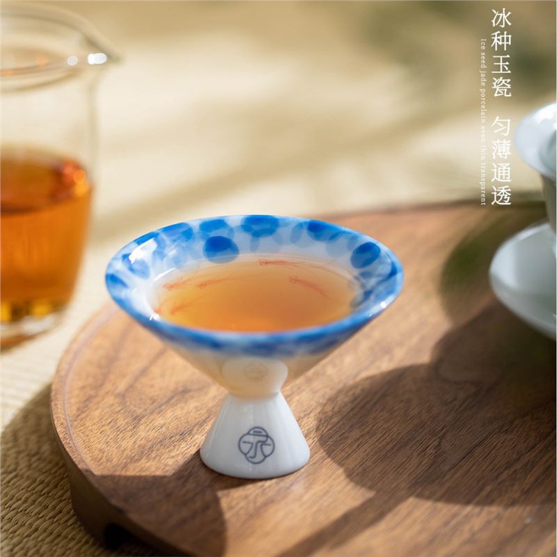 Ice Jade 手描きの魚遊びティーマスター白磁ライト高級 - Home Fragrance Luxury のレビューと価格